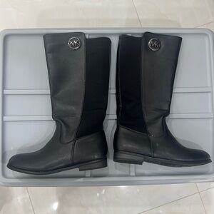 Emma Lily Black Grainy boots